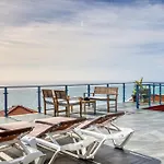 Apartment Oasis Do Sol, A In Madeira *