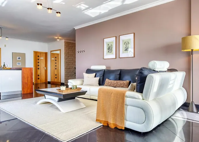 Апартаменты Oasis Do Sol, A In Madeira Понта-ду-Сол