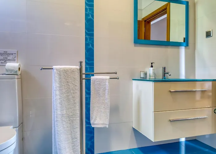 Апартаменты Oasis Do Sol, A In Madeira Понта-ду-Сол