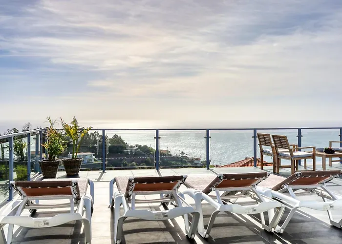 Апартаменты Oasis Do Sol, A In Madeira *